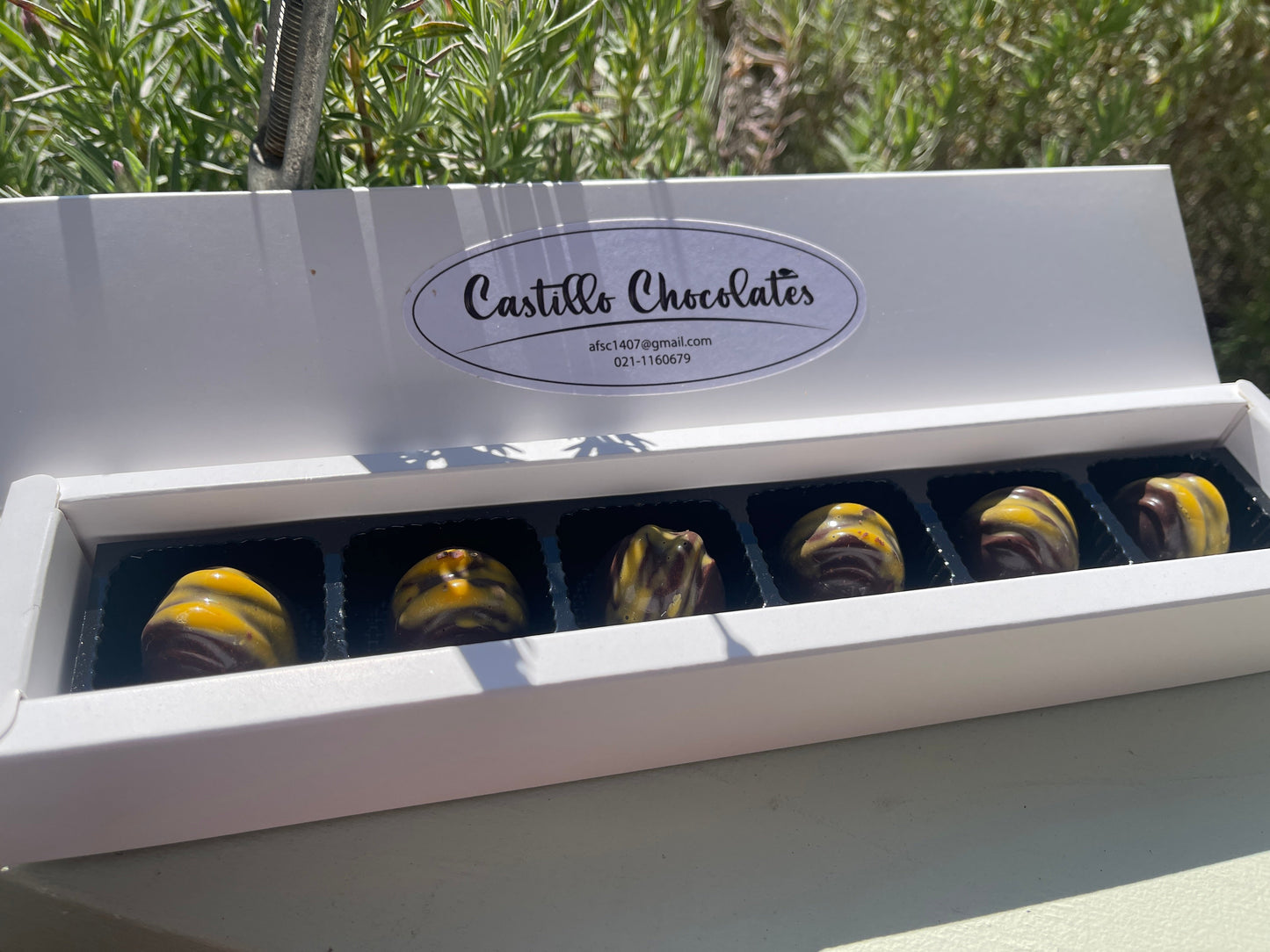 54% Cacao Belgian Dark Chocolate Bonbon with Amaretto Liqueur Ganache