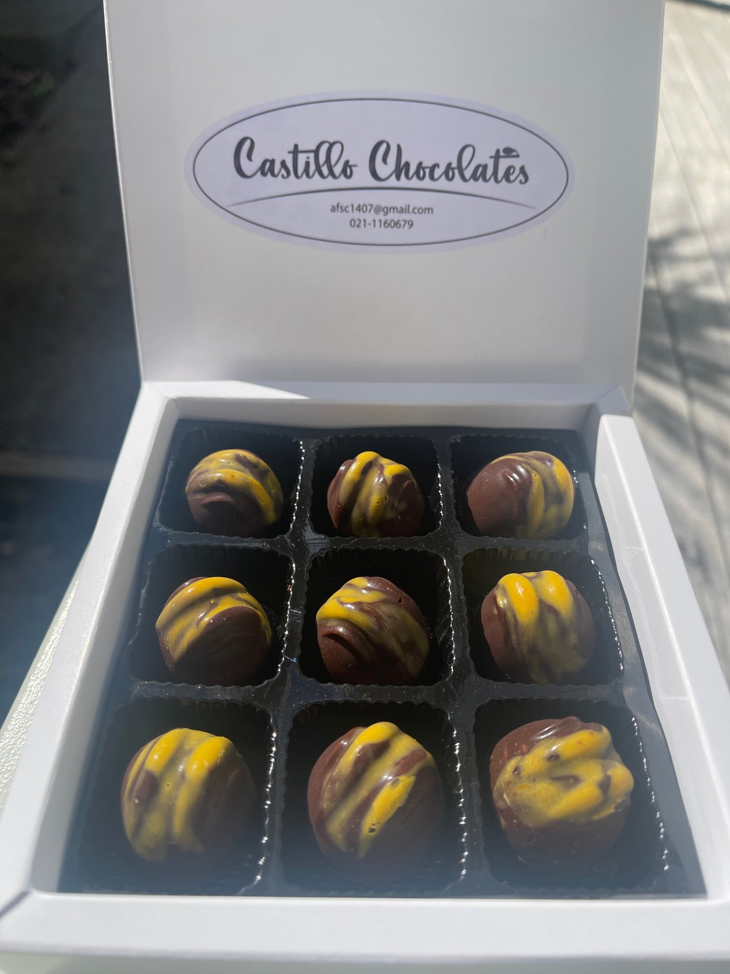 54% Cacao Belgian Dark Chocolate Bonbon with Amaretto Liqueur Ganache