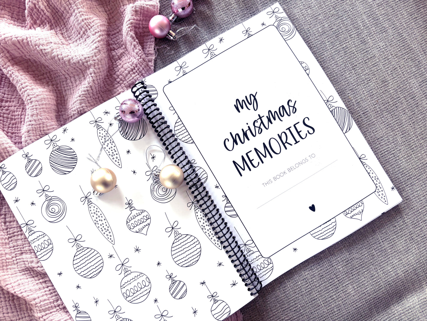 Christmas Memories Keepsake Book