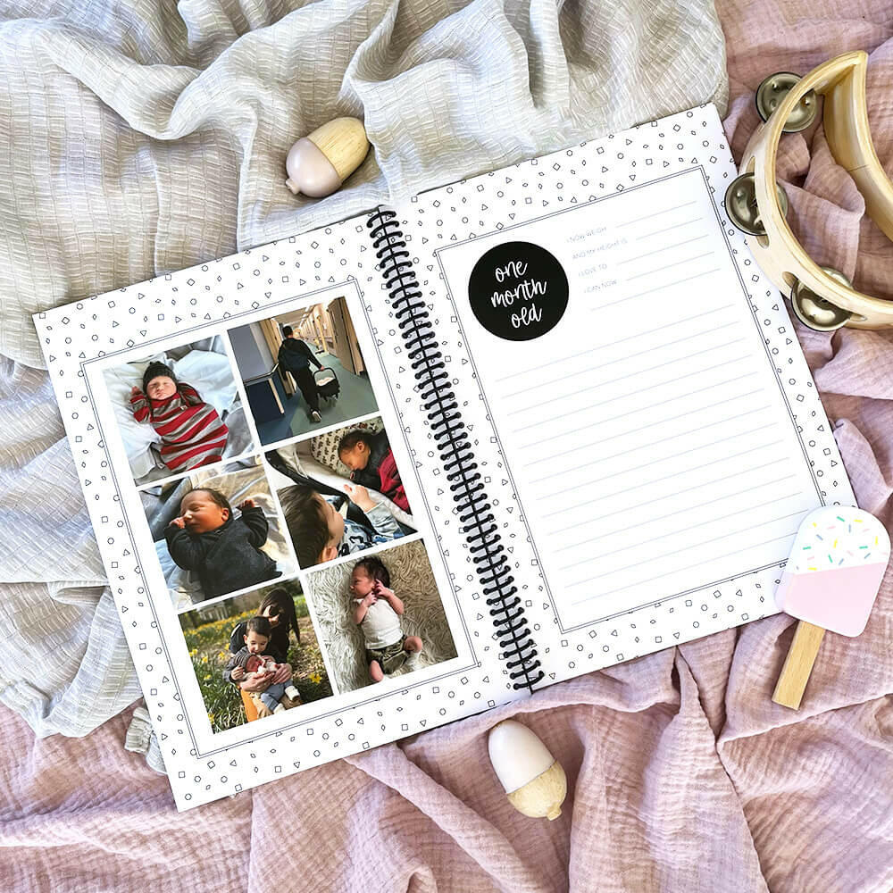 'Hey Baby' Baby Milestone Book